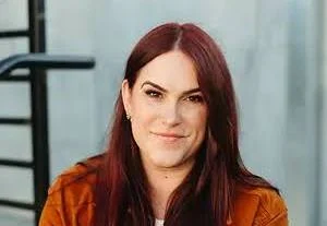 Liz Tomforde